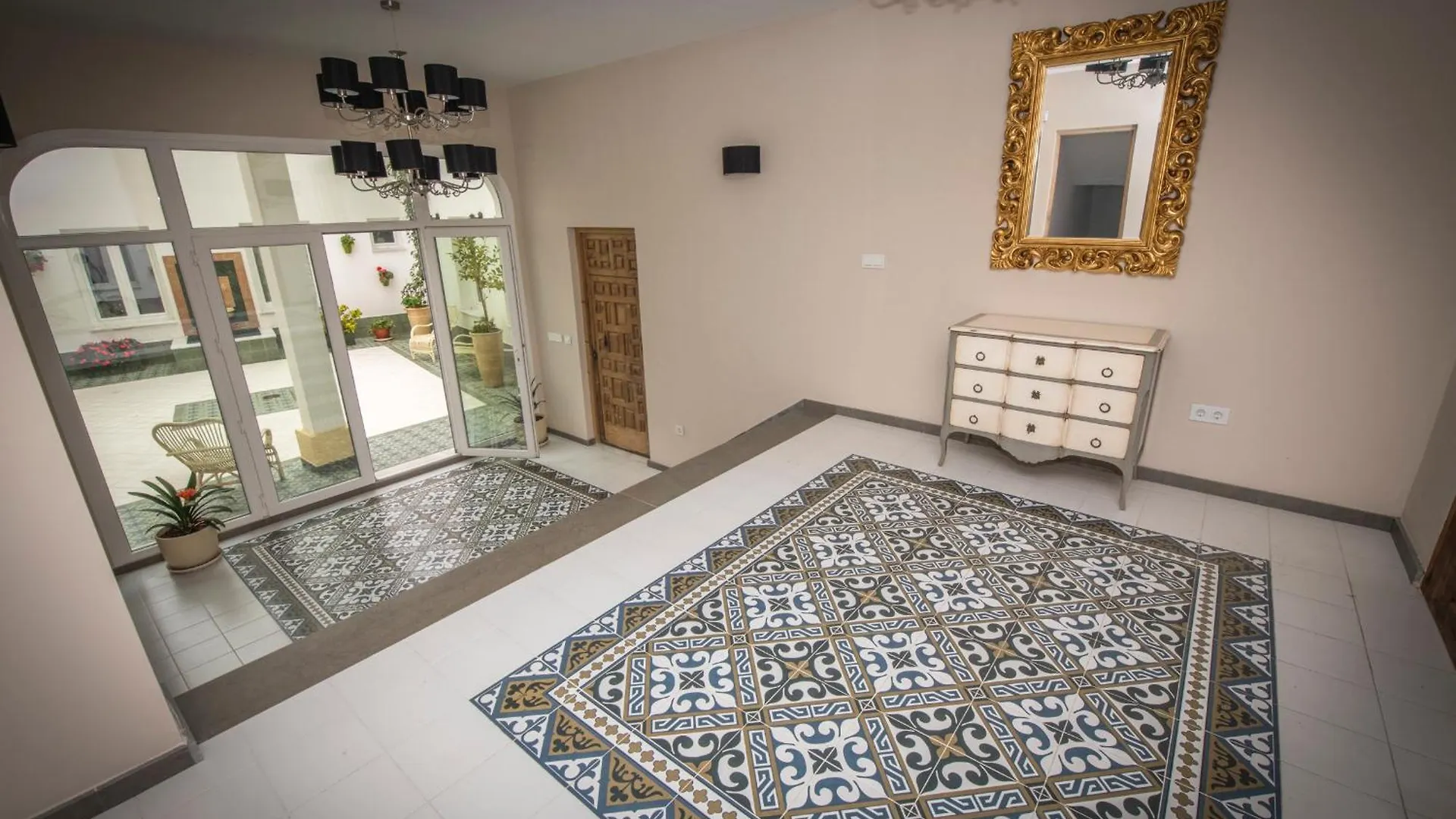 아파트 Palacio El Duende Old Town Parking Gratis Terraza Vista Catedral Alcazar 헤레스 스페인