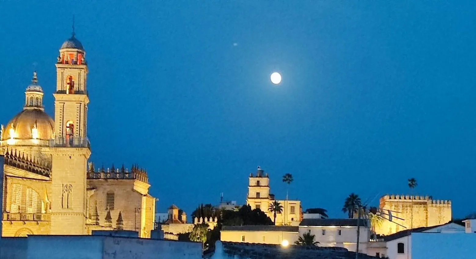 Appartamento Palacio El Duende Old Town Parking Gratis Terraza Vista Catedral Alcazar Jerez de la Frontera